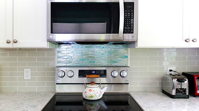 Interior photograph of a kitchen renovation in Niantic, Connecticut